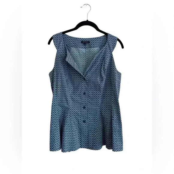 Lafayette 148 Sleeveless Peplum Collared Button Up Blouse - Picture 2 of 10